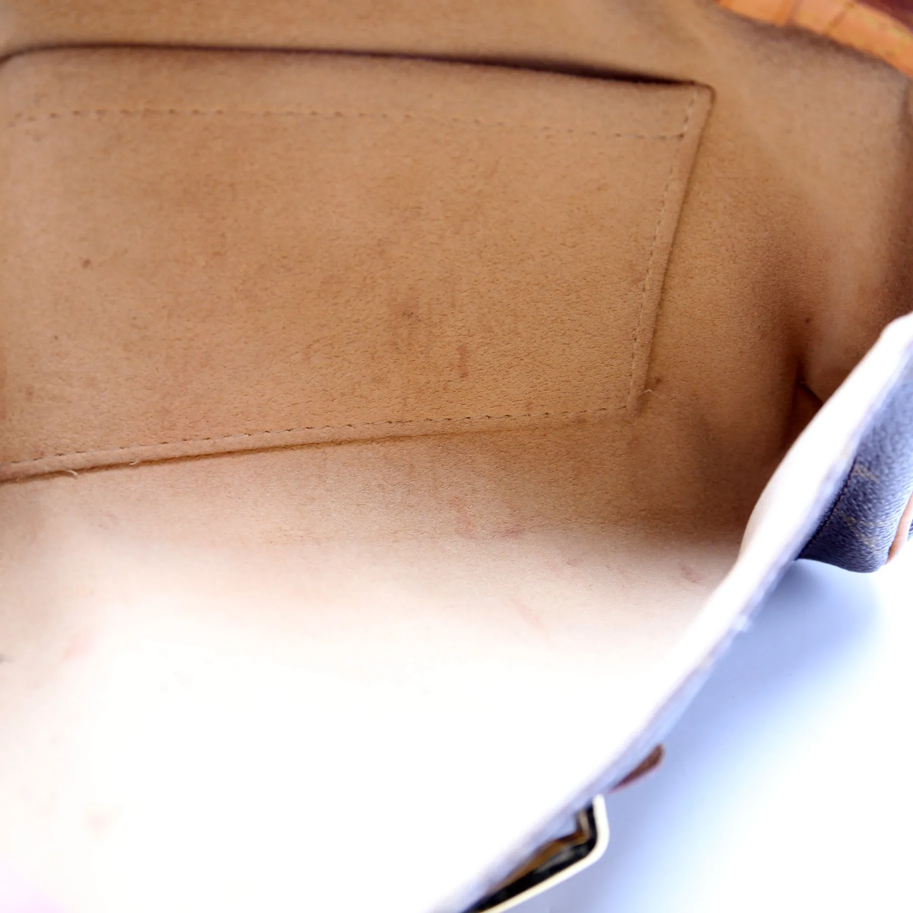 Beverly Clutch Monogram