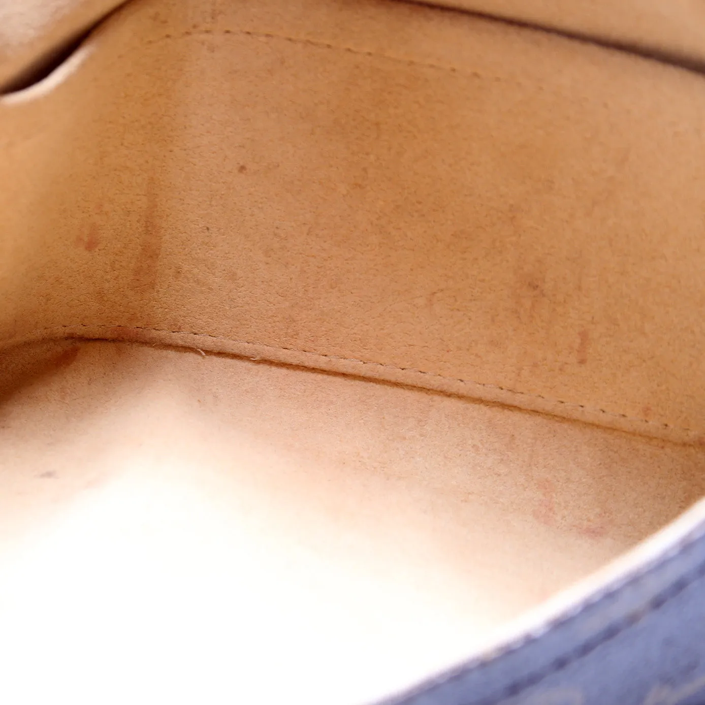 Beverly Clutch Monogram